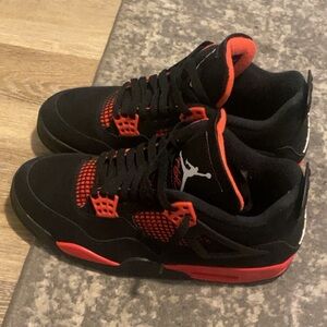 Jordan retro 4